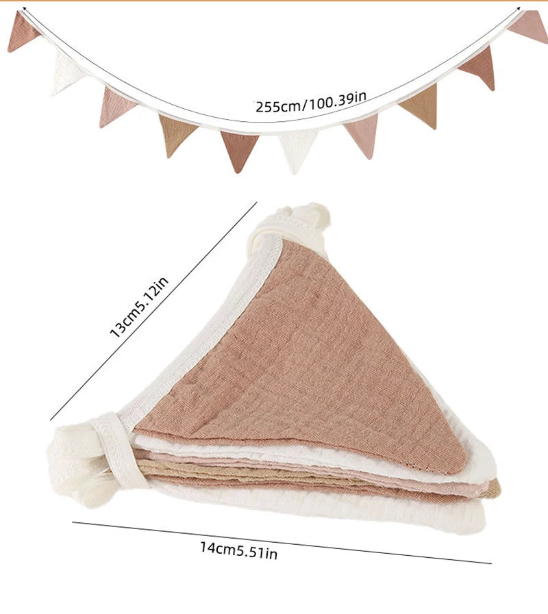 Stoffen vlaggen met 4 kleuren - babykamer decoratie