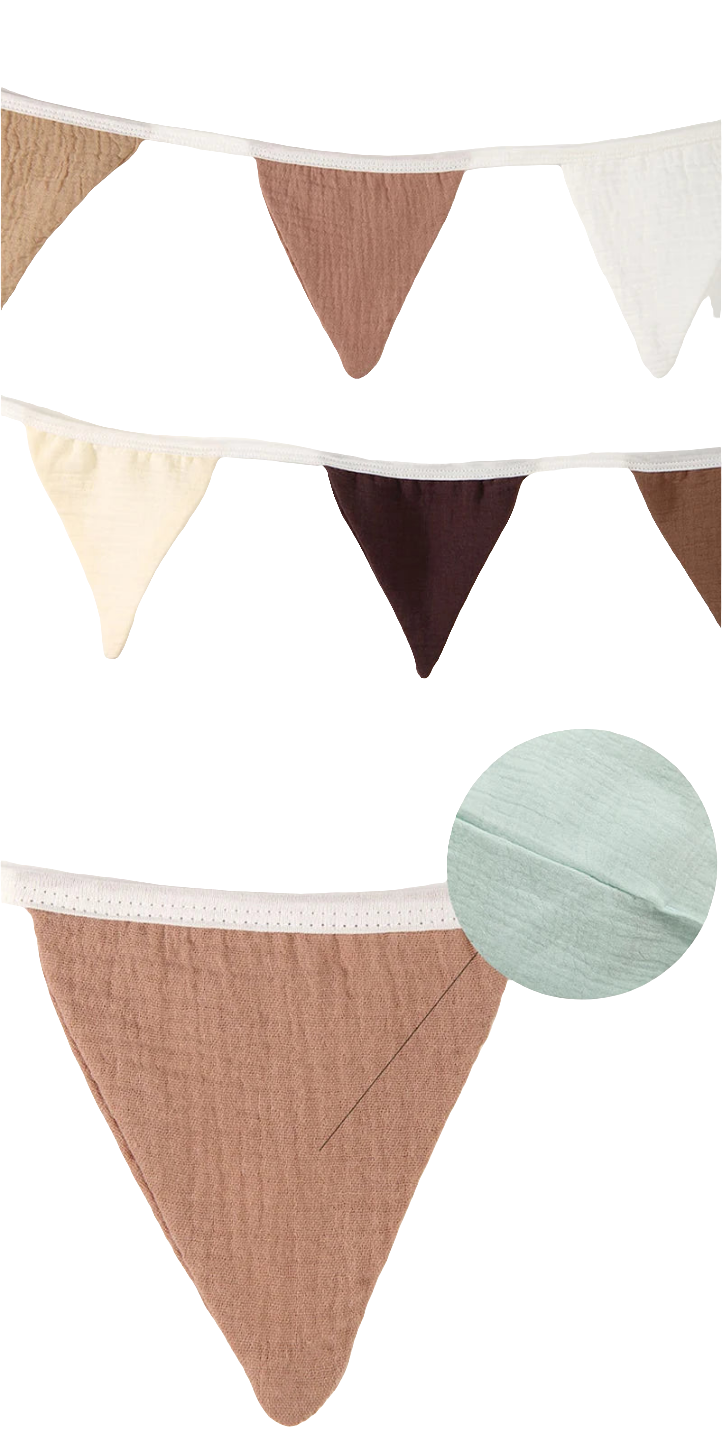 Stoffen vlaggen met 4 kleuren - babykamer decoratie